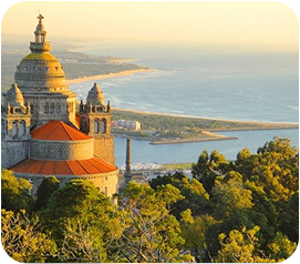Vista aérea do porto de Viana do Castelo, Portugal