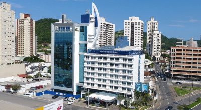 2. Sandri Palace Hotel